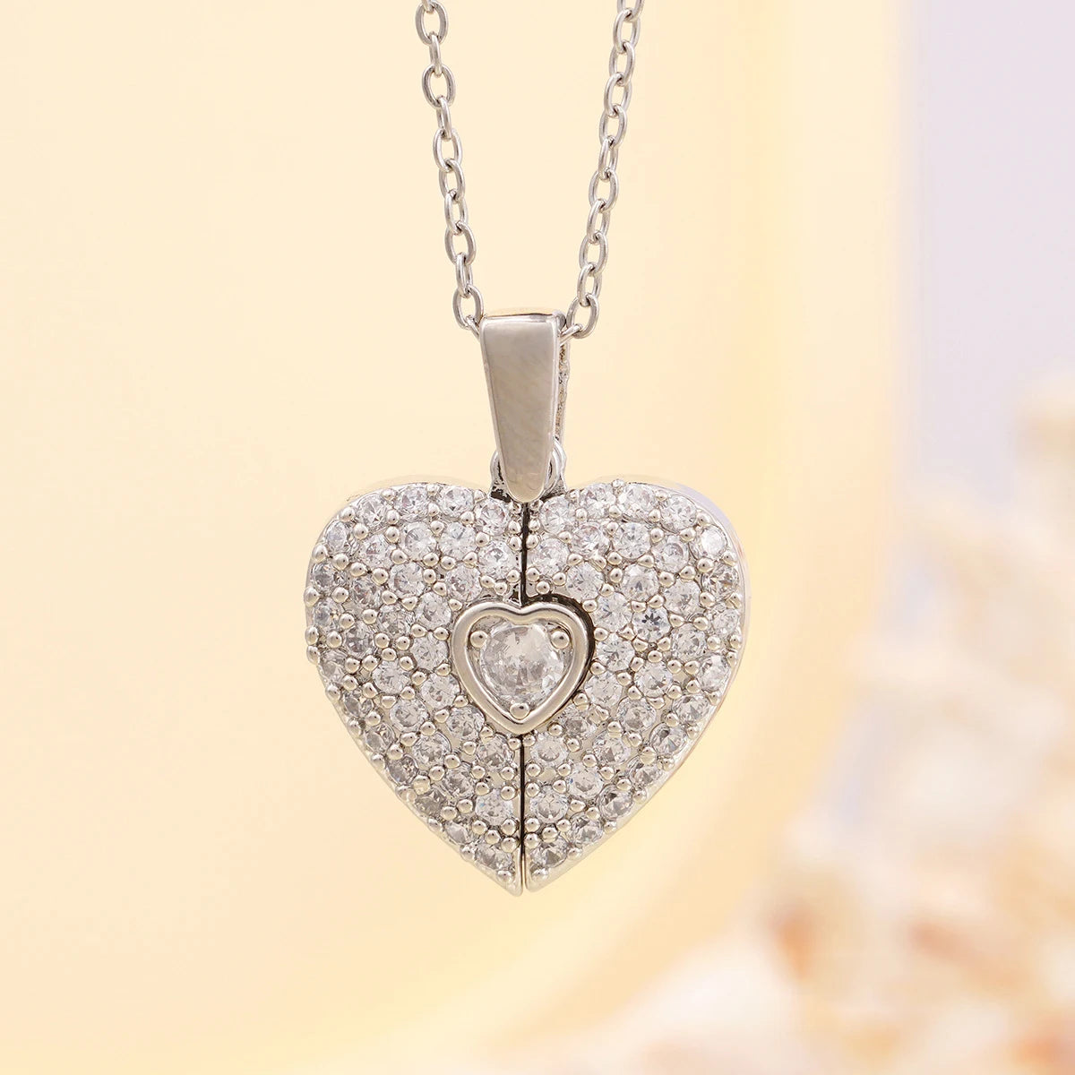 AngelHeart™ – Collar Alas del Ángel